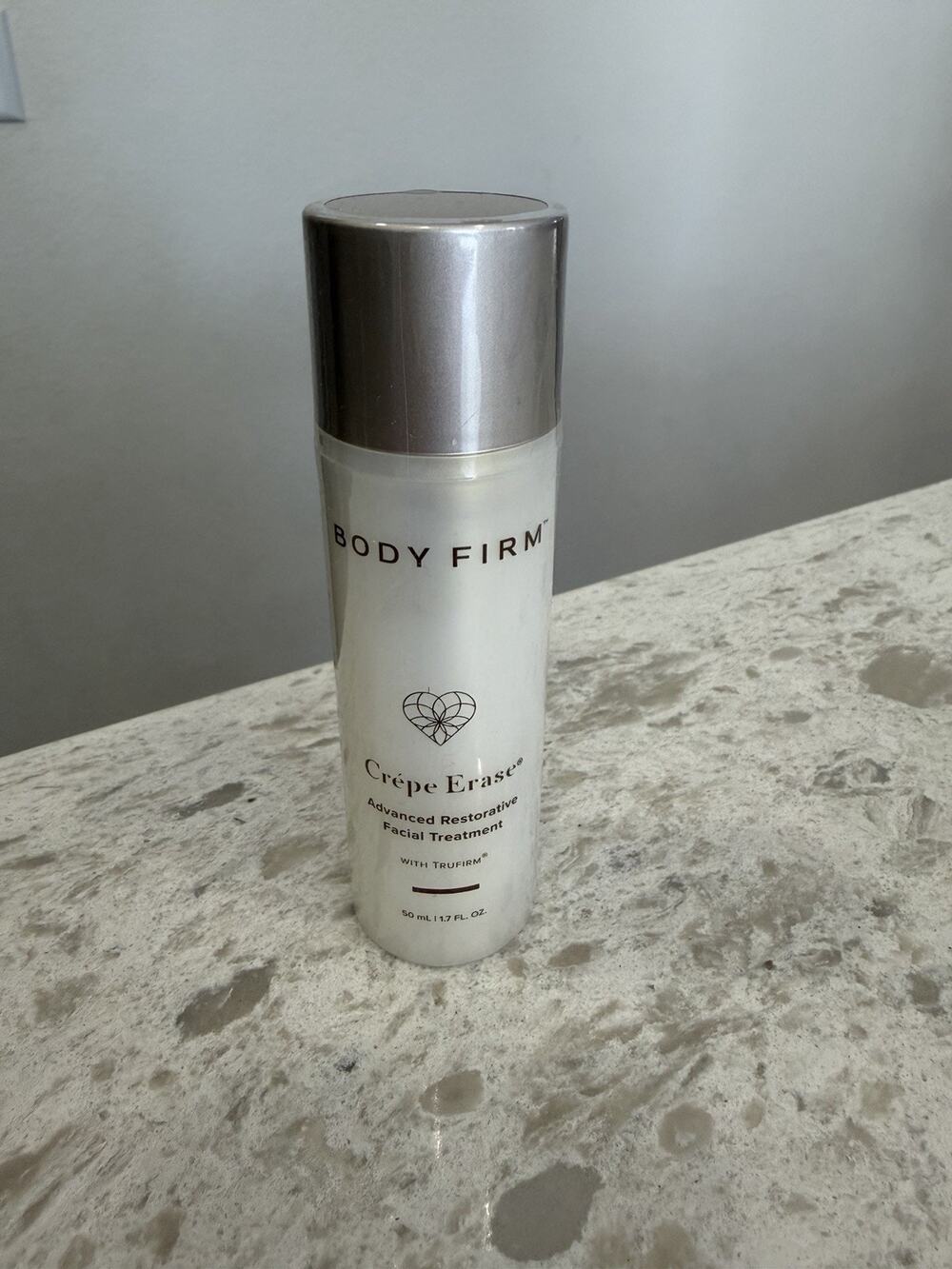 Crepe Erase Advanced Restorative Facial Treatment! NEW! 1.7 fl. oz.